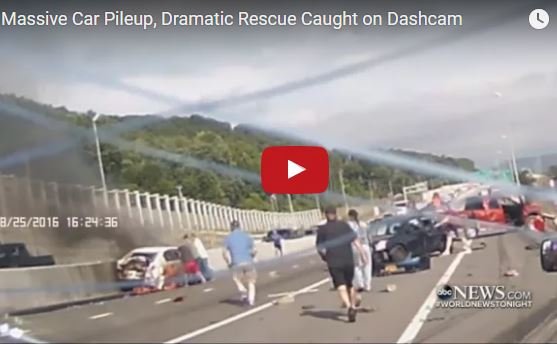 Massive crash on freeway and rescue