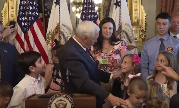 Mike Pence hostsmilitary families for National Military Appreciation Month