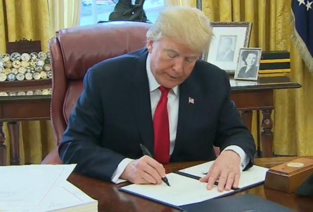 Donald Trump signs tax reform into law 12-22-17