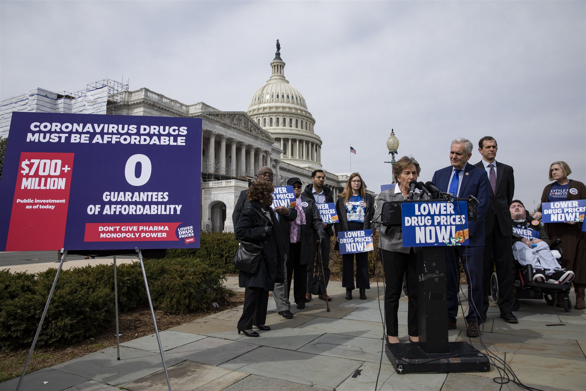 Rep. Jan Schakowsky speaks during a press conference with Rep. Lloyd Doggett calling for lower drug prices, especially in regards to the coronavirus on March 5, 2020 in Washington, DC. (Photo: Samuel Corum/Getty Images)